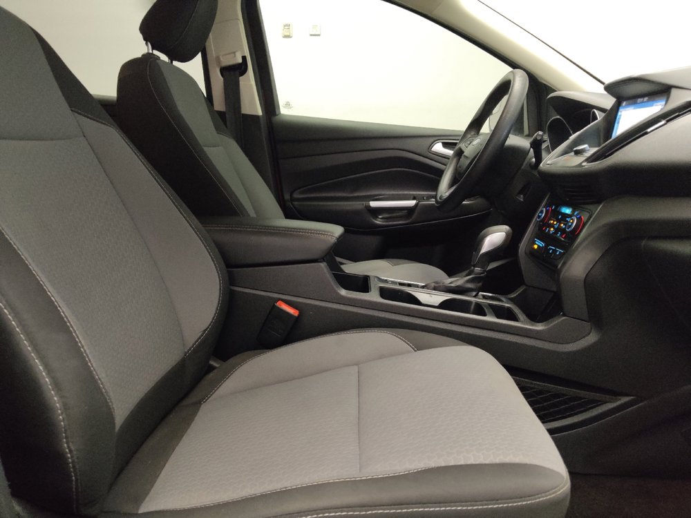 Used 2019 Ford Escape SE FWD image 21