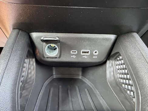 Used 2021 Chevrolet TrailBlazer LS FWD image 18