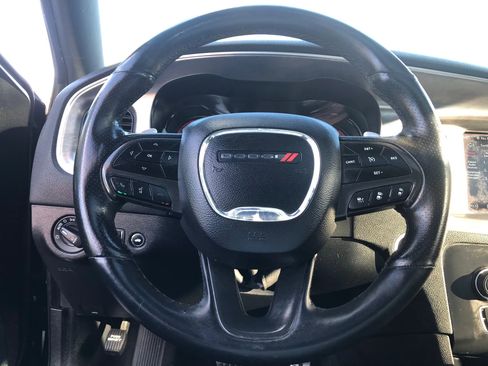 Used 2018 Dodge Charger R/T image 25