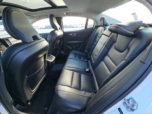 Used 2020 Volvo S60 T6 Inscription w/ Protection Package Premier image 6