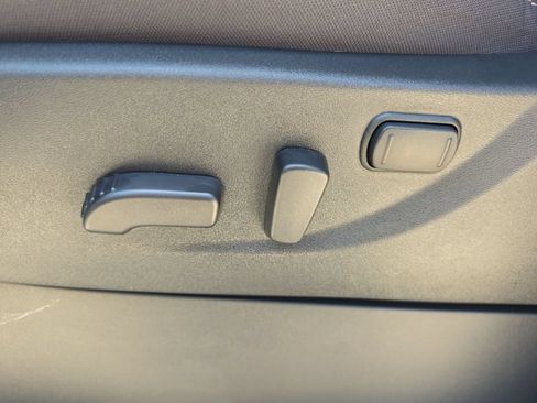 New 2026 Nissan Frontier SV w/ SV Convenience Package RWD image 35
