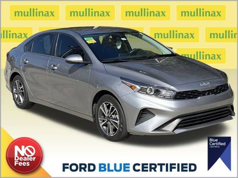 Used 2023 Kia Forte LXS w/ LXS Technology Package image 1