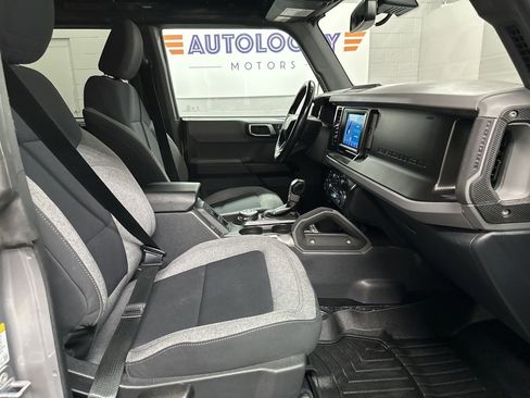 Used 2022 Ford Bronco Big Bend w/ Sasquatch Package image 22