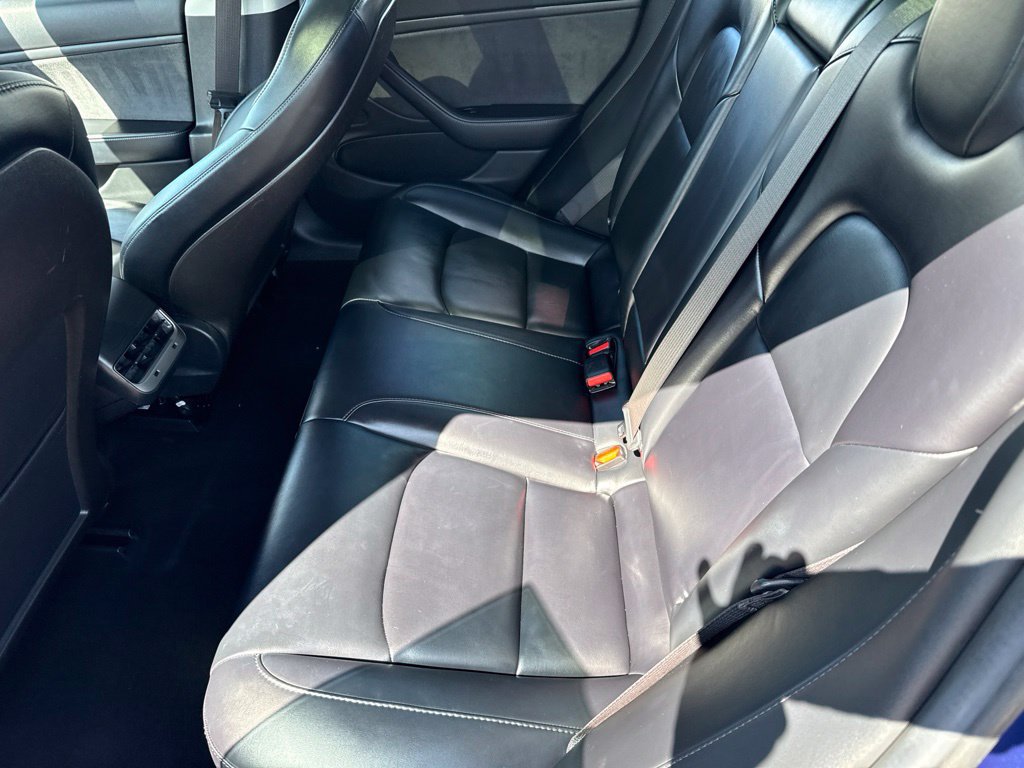 Used 2018 Tesla Model 3 Long Range RWD image 7