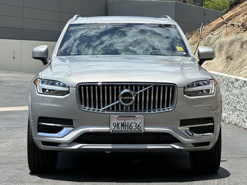 Certified 2024 Volvo XC90 T8 Ultimate w/ Lounge Package AWD/4WD image 10