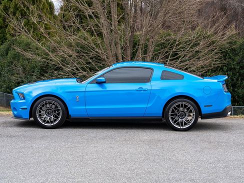 Used 2012 Ford Mustang Shelby GT500 w/ SVT Performance Pkg image 3