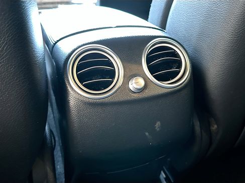 Used 2018 Mercedes-Benz GLC 300 4MATIC Coupe image 26