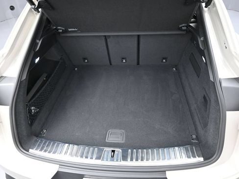 Certified 2026 Porsche Cayenne S AWD/4WD image 33