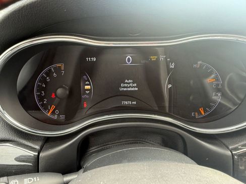 Used 2018 Jeep Grand Cherokee Trailhawk w/ Trailhawk Luxury Group image 15