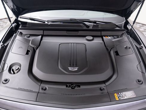 New 2026 Cadillac Lyriq V w/ LPO, Red Accent Package image 31