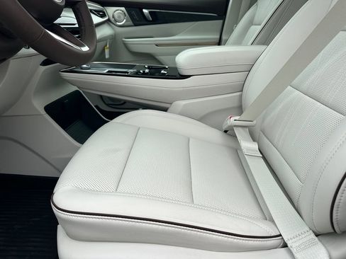 New 2026 Buick Enclave Avenir w/ Super Cruise Package image 10