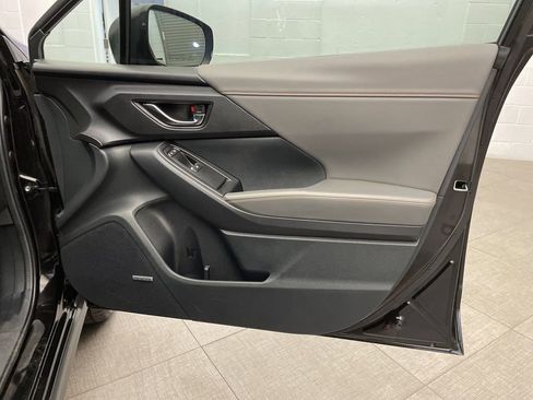 Used 2024 Subaru Crosstrek 2.5i Limited w/ Crosstrek Mirror Package image 26