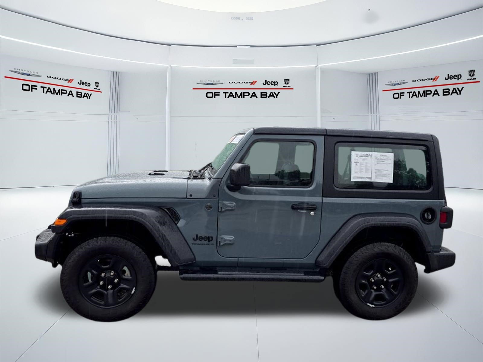 Used 2025 Jeep Wrangler Sport AWD/4WD image 3