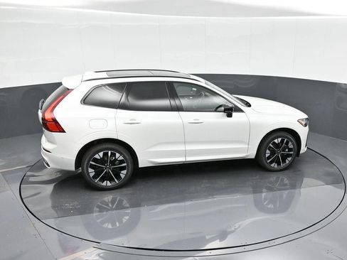 New 2026 Volvo XC60 B5 Plus w/ Protection Package Premier image 21