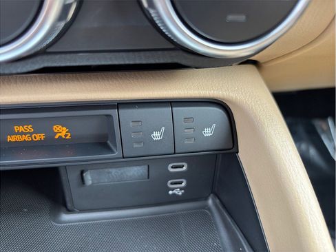 Used 2024 MAZDA MX-5 Miata RF Grand Touring image 30