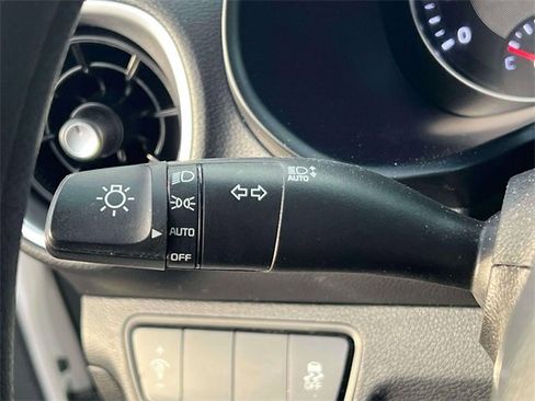 Used 2022 Kia Forte LXS image 18