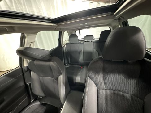 Used 2023 Subaru Forester Premium image 28