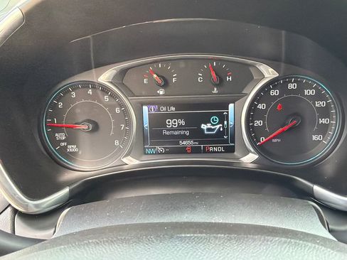 Used 2018 Chevrolet Equinox Premier FWD image 28