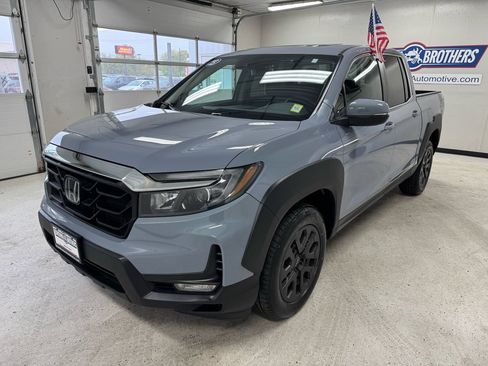 Used 2023 Honda Ridgeline RTL image 3