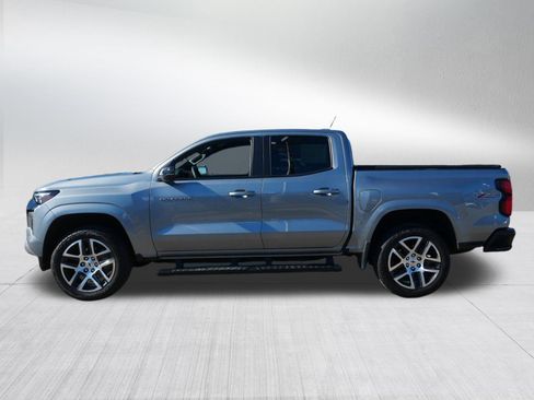 Used 2024 Chevrolet Colorado Z71 w/ Z71 Convenience Package 2 image 4