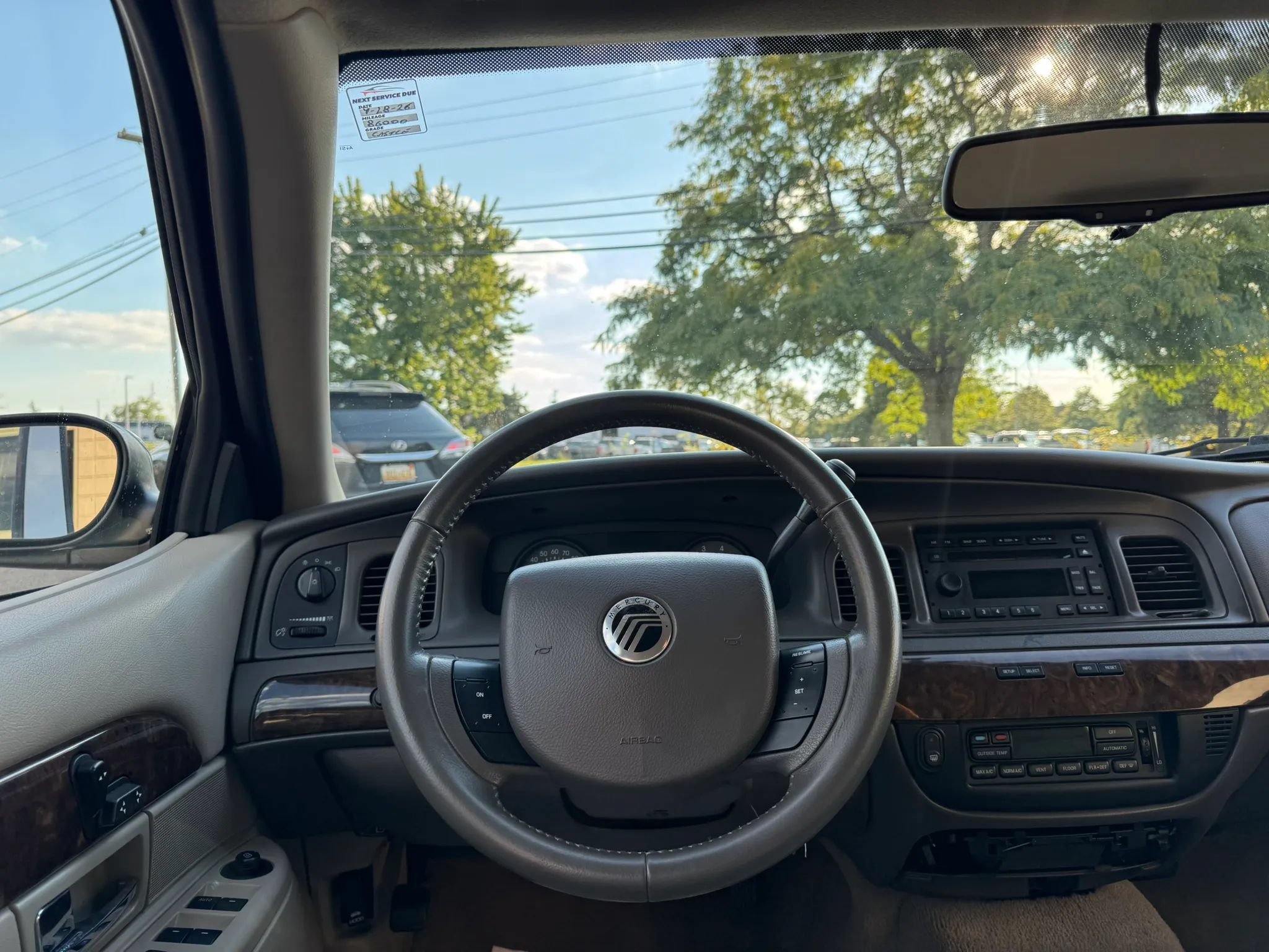 Used 2010 Mercury Grand Marquis LS RWD image 16