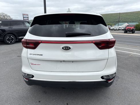 Used 2022 Kia Sportage LX w/ LX AWD Value Edition Package image 4