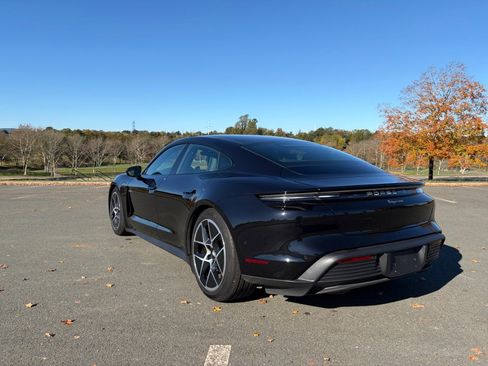 Certified 2025 Porsche Taycan image 3