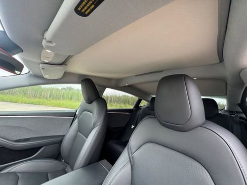 Used 2025 Tesla Model 3 Long Range RWD image 12
