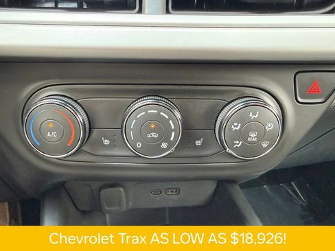 Used 2024 Chevrolet Trax RS w/ Driver Confidence Package FWD image 8
