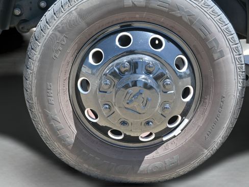 Used 2024 RAM 3500 Big Horn w/ Night Edition AWD/4WD image 5