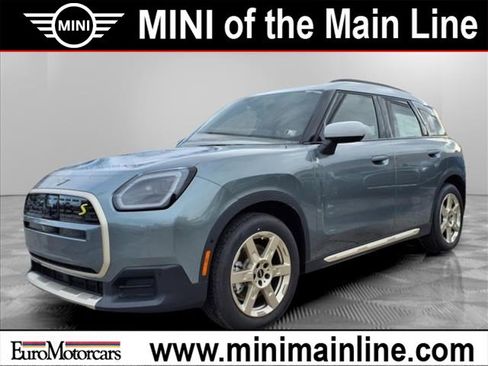 Certified 2025 MINI Cooper Countryman SE image 1
