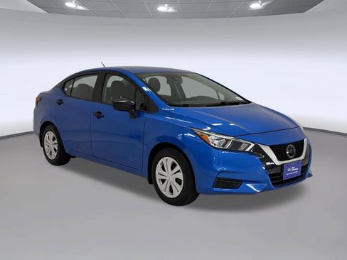 Used 2021 Nissan Versa S FWD image 7