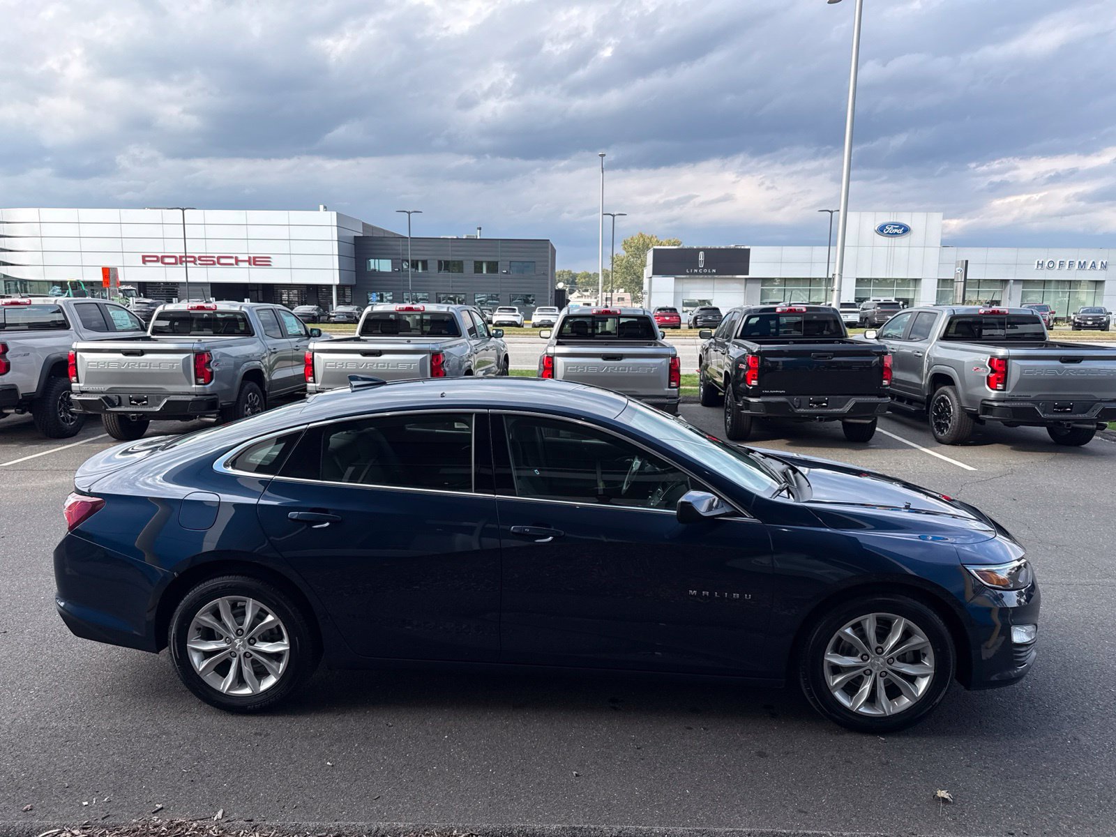 Used 2020 Chevrolet Malibu LT FWD image 5