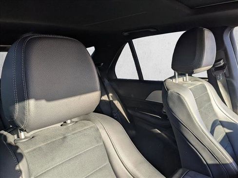 Used 2020 Mercedes-Benz GLE 450 GLE 450 image 16