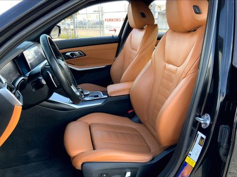 Used 2019 BMW 330i Sedan w/ Driving Assistance Package image 7