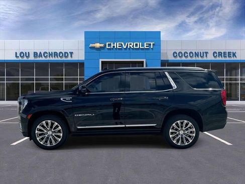 Used 2022 GMC Yukon Denali w/ Denali Premium Package RWD image 5