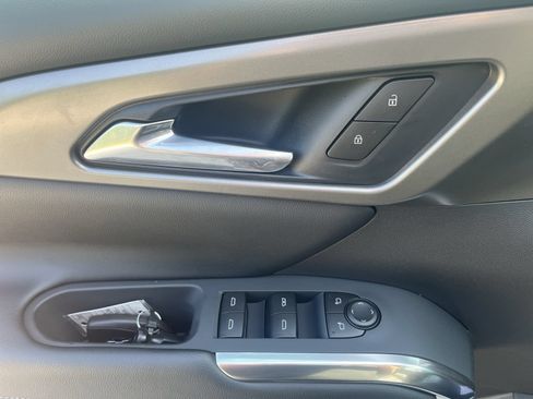 New 2026 Chevrolet Traverse LT w/ Midnight/Sport Edition FWD image 16