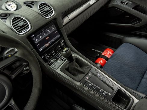 Used 2025 Porsche 718 Cayman GT4 RS w/ Weissach Package image 43