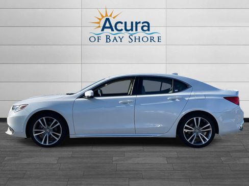 Used 2019 Acura TLX V6 SH-AWD w/ Advance Package image 2