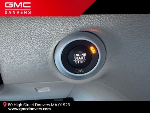 Used 2018 Chrysler Pacifica Touring-L image 14