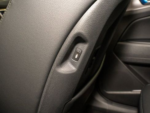 New 2026 Kia Sportage EX w/ EX Panoramic Sunroof Package image 9