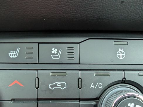 Used 2024 Dodge Durango R/T w/ Tow 'N Go Package image 34