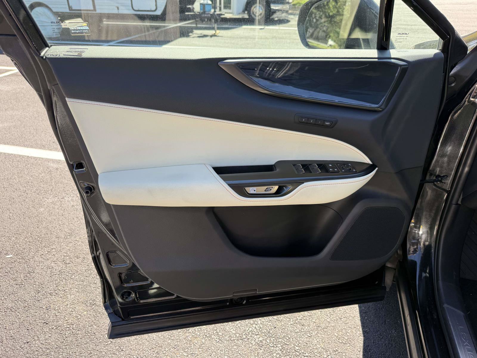 Used 2024 Lexus NX 350h AWD image 13