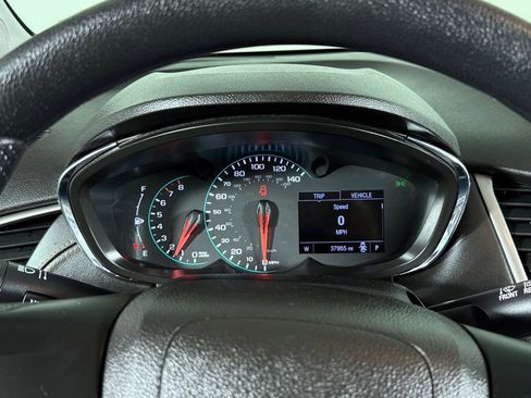 Used 2020 Chevrolet Trax LS FWD image 13