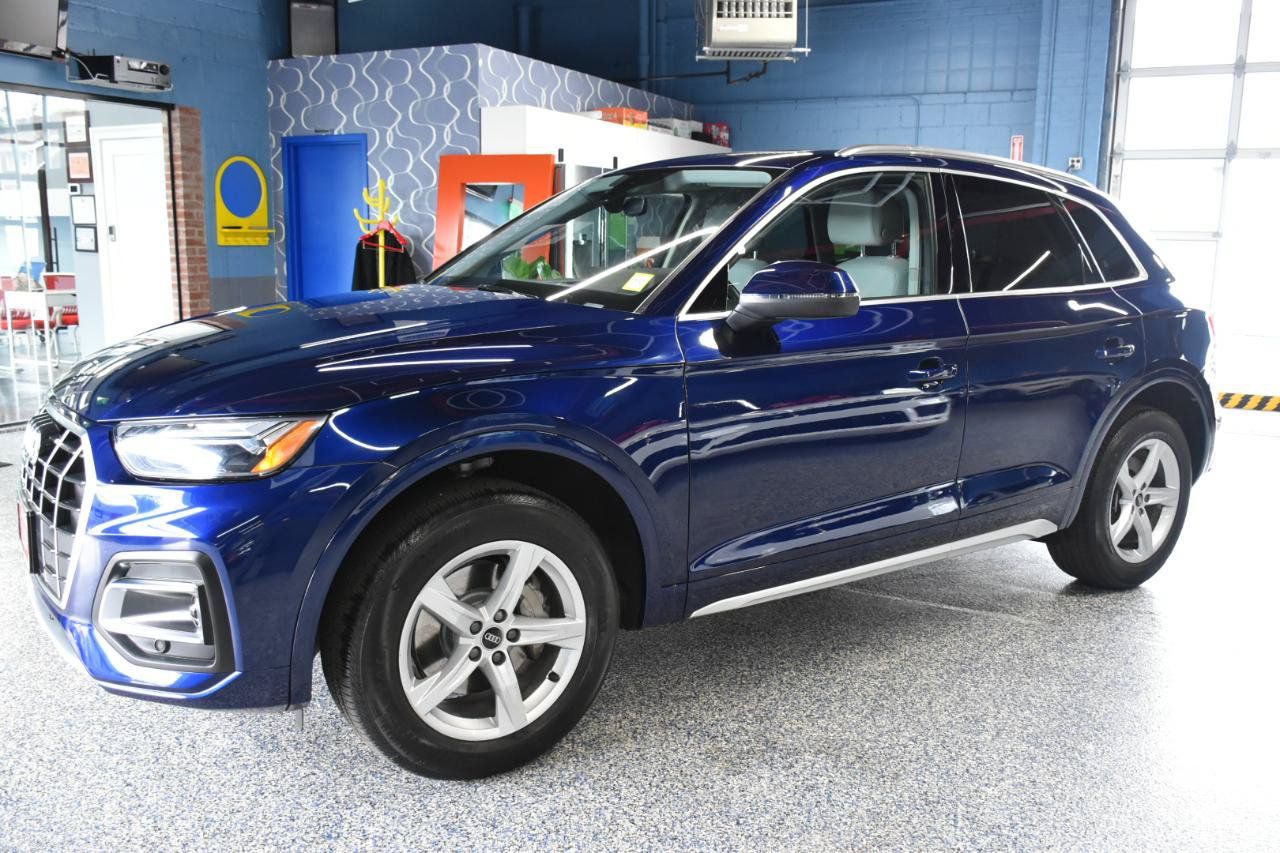 Used 2023 Audi Q5 Premium Plus w/ Convenience Package AWD/4WD image 9