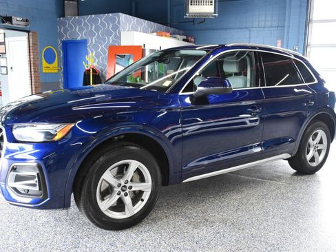 Used 2023 Audi Q5 2.0T Premium w/ Convenience Package AWD/4WD image 9