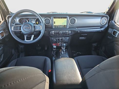 Used 2023 Jeep Wrangler Unlimited Rubicon 4xe image 19