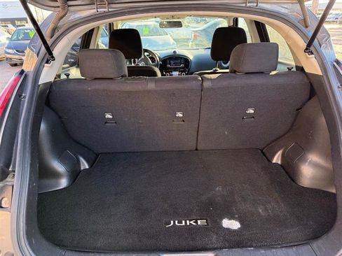 Used 2015 Nissan Juke SV image 5