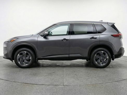 Used 2025 Nissan Rogue SV FWD image 5