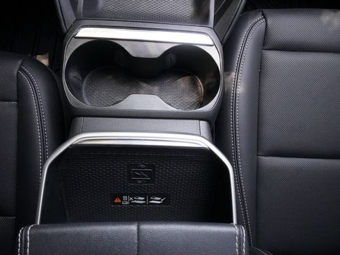 Used 2026 GMC Terrain Elevation w/ Elevation Premium Package FWD image 19